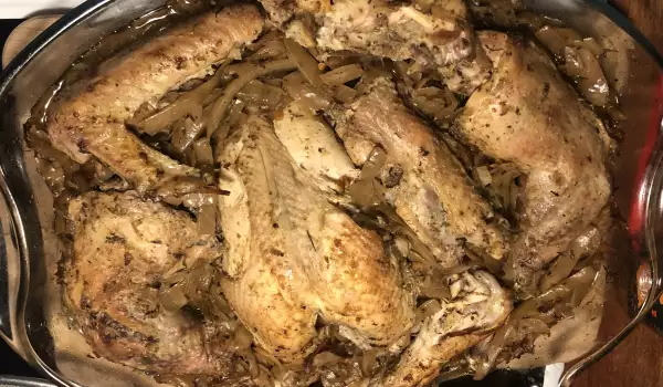 Коледна пуйка с кисело зеле