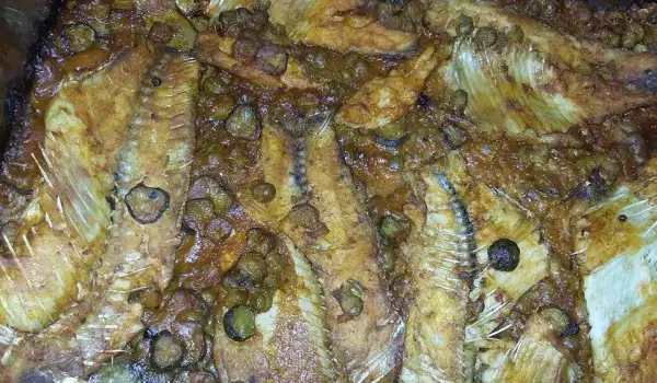Риба с кисели краставички