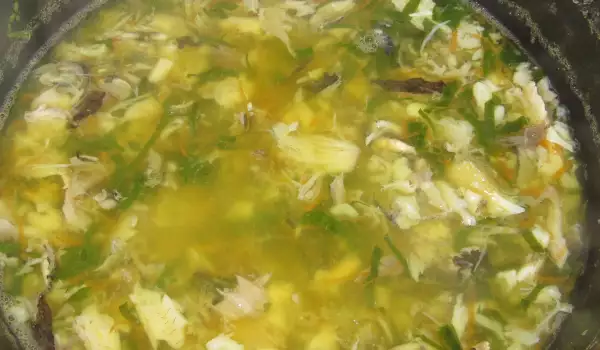 Рибена супа от лаврак