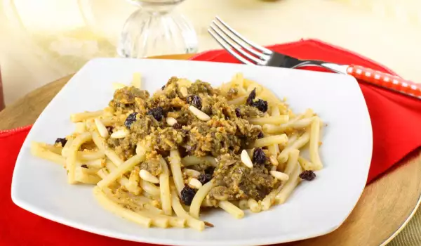 Сицилиански спагети със сардини