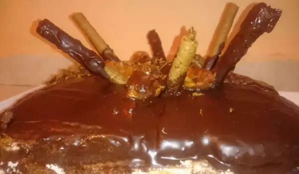 Торта Шоколадово изкушение с карамелизиран портокал