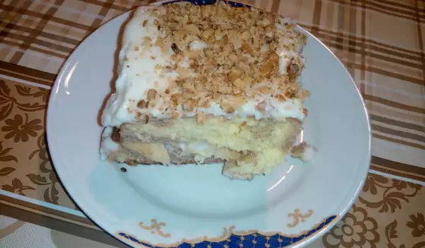 Сиропирана торта с домашен крем и блатове