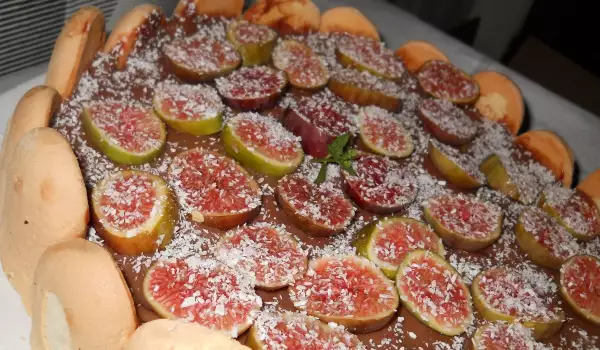 Пудинг сладкиш със смокини и бишкоти