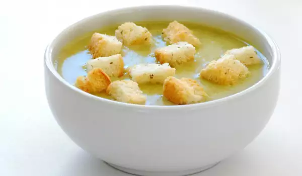 Крем супа от грах и сметана