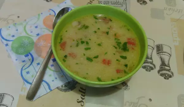 Супа със свинско месо и пресни зеленчуци