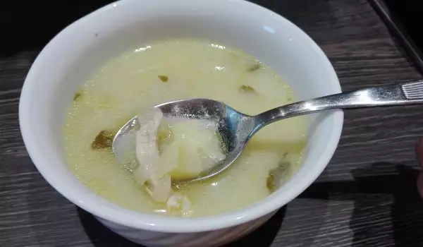 Пилешка супа с тиквички