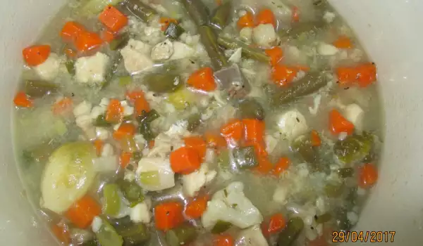 Супа от толстолоб и зеленчуци