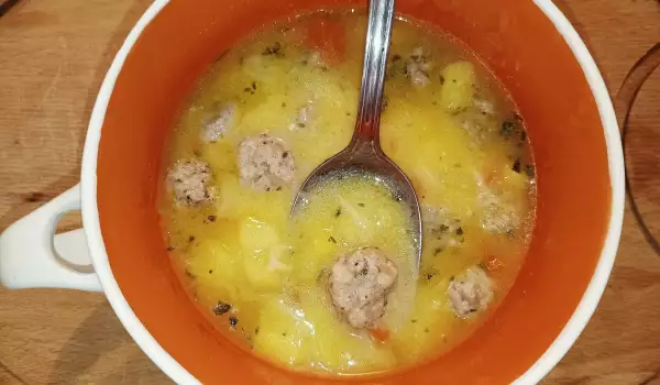 Супа топчета с картофи и ориз