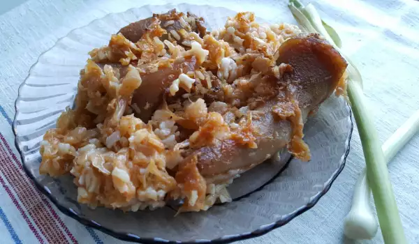 Свински опашки с кисело зеле и ориз