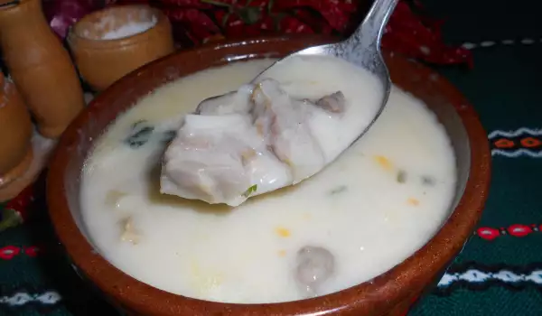 Вкусна телешка супа със застройка