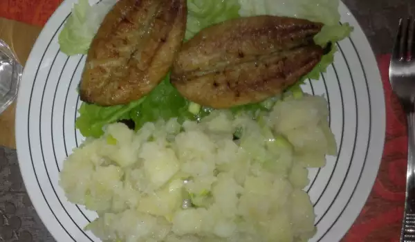 Тилапия на фурна с картофена салата