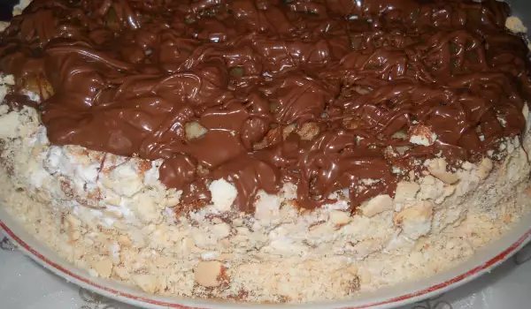 Торта с праскови и шоколадов крем