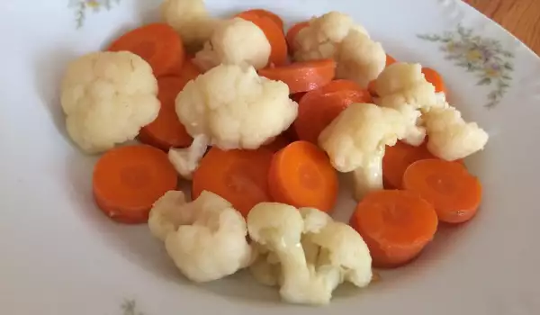 Туршия от карфиол и морков