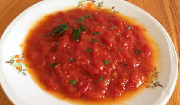 Универсален доматен сос