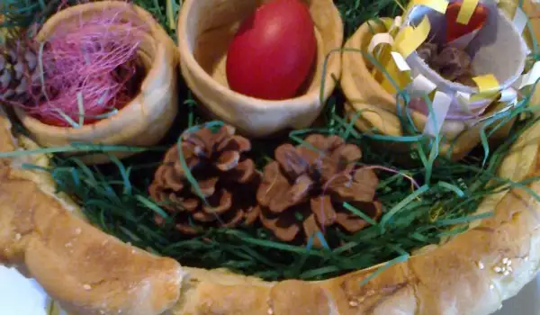 Великденска пита кошница