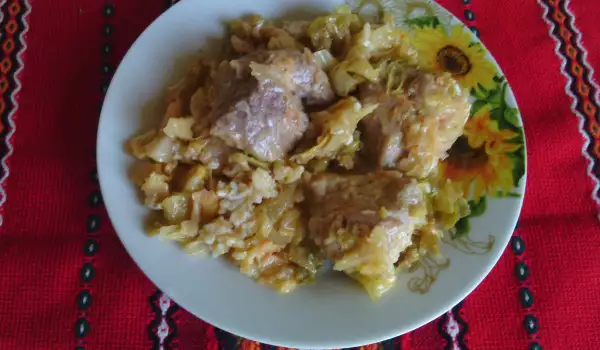 Свинско с кисело зеле и ориз (Кале)