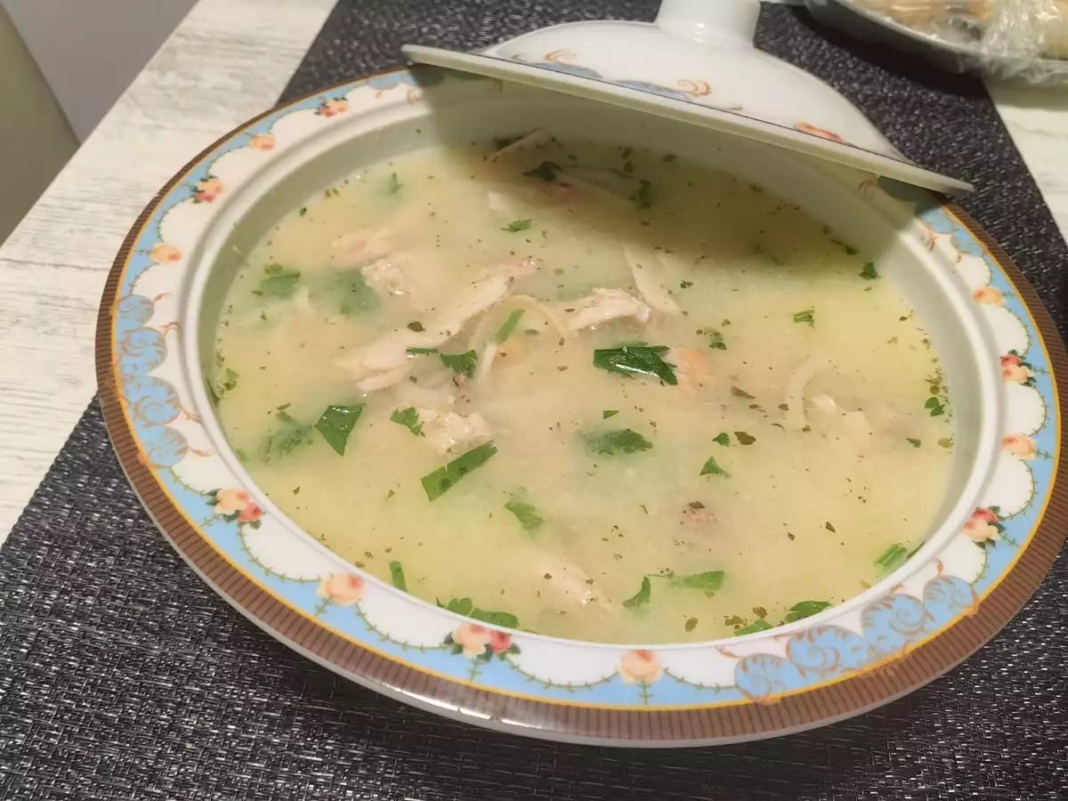 Пилешка супа по корейски Не е за вярване че