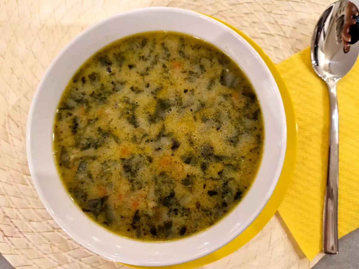 Лесна супа от коприва - толкова вкусна и полезна!Необходими Продукти●