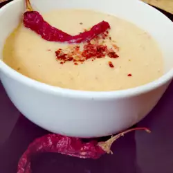 Пролетна супа с прясно мляко