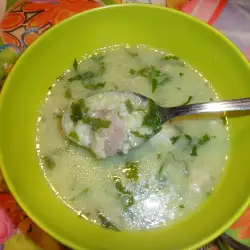 Вкусна агнешка супа
