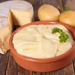 Разтегливо картофено пюре по френски (Алиго)