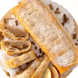 Беларуски ябълков пирог с бутер тесто