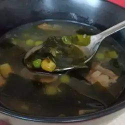 Зеленчукова супа с царевица