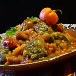 Есенни рецепти с доматено пюре