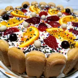 Бишкотена торта с плодове