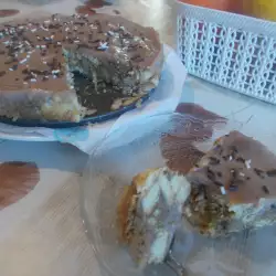 Бисквитена торта с нишесте и кафява захар