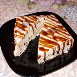 Бисквитена торта с карамел