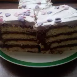 Бисквитена торта със сметана