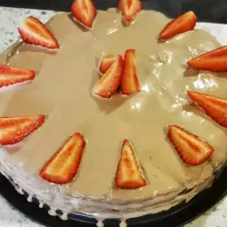 Бисквитена торта с нишесте