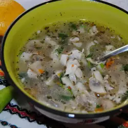 Бистра диетична пилешка супа