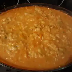 Постен боб с праз и ориз на фурна