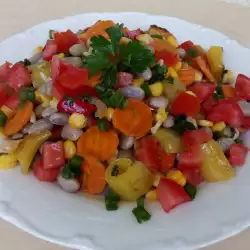 Разкошна бобена салата с печени зеленчуци