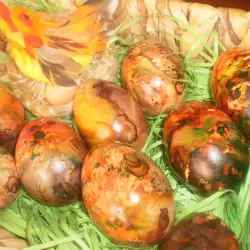 Боядисани яйца на пара