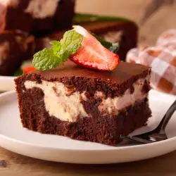 Бързо брауни с крема сирене за неочаквани гости