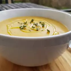 Зеленчукова супа с грах