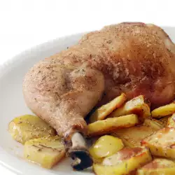 Пилешка яхния с картофи