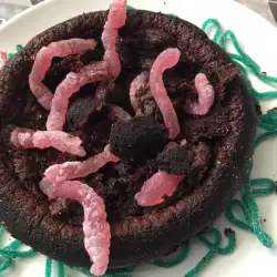 Кейк с локумени червейчета