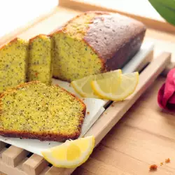 Лимонов кейк с маково семе