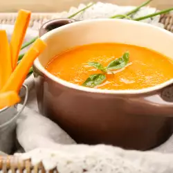 Икономична супа с моркови