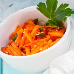 Морковена салата със зехтин
