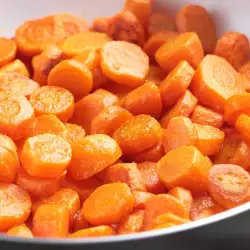 Захаросани моркови
