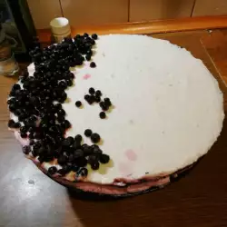 Десерт с боровинки и сметана