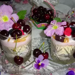 Десерт в чаша с амарето