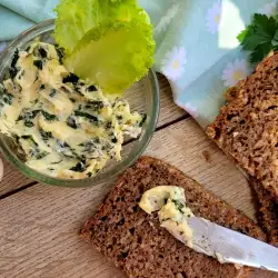 Чесново масло за хляб и паста