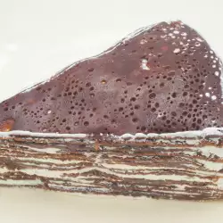 Торта от шоколадови палачинки