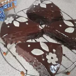 Шоколадова торта с конфитюр